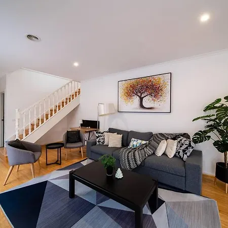 Cozy Downtown Gem Fully Equipped Free Parking Villa Mobile Exterior photo
