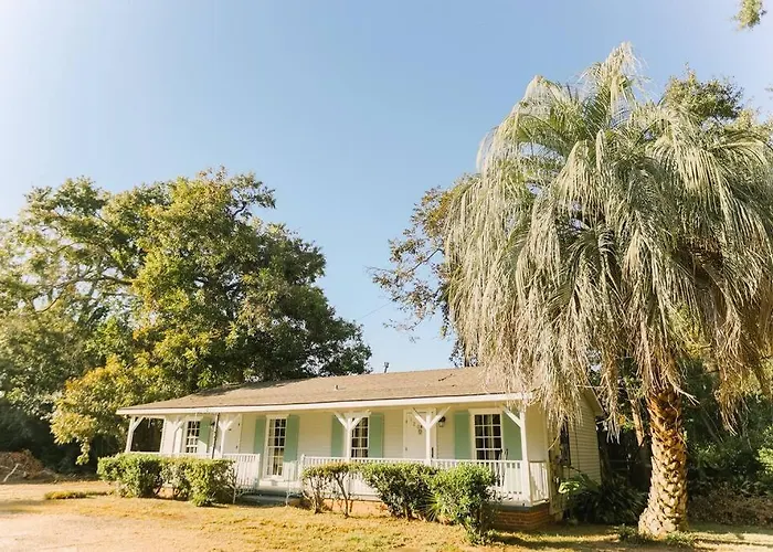 Cozy Downtown Gem Fully Equipped Free Parking