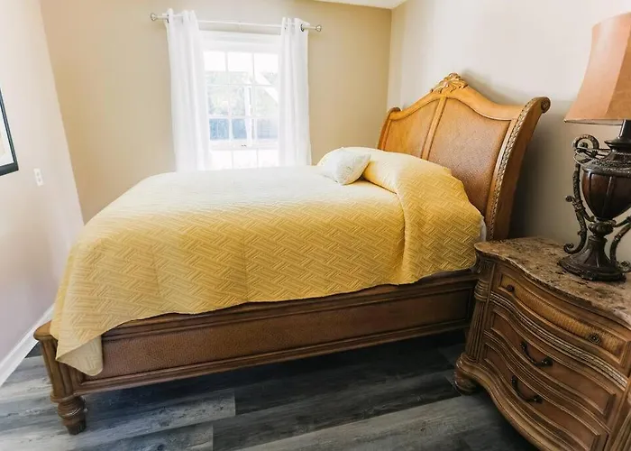 Cozy Downtown Gem Fully Equipped Free Parking