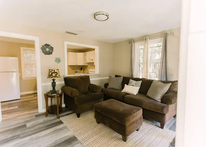 Cozy Downtown Gem Fully Equipped Free Parking